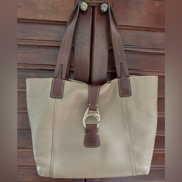 Dooney & Bourke Handbags - dooney bourke handbag Red Lining, brown leather Shoulder Purse Tote 12x5x12